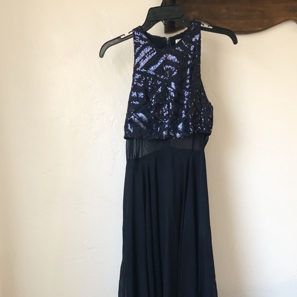 Prom/Formal Dress - Picture 4 of 4